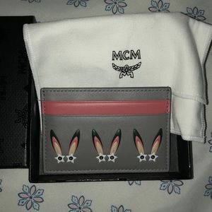 Card holder